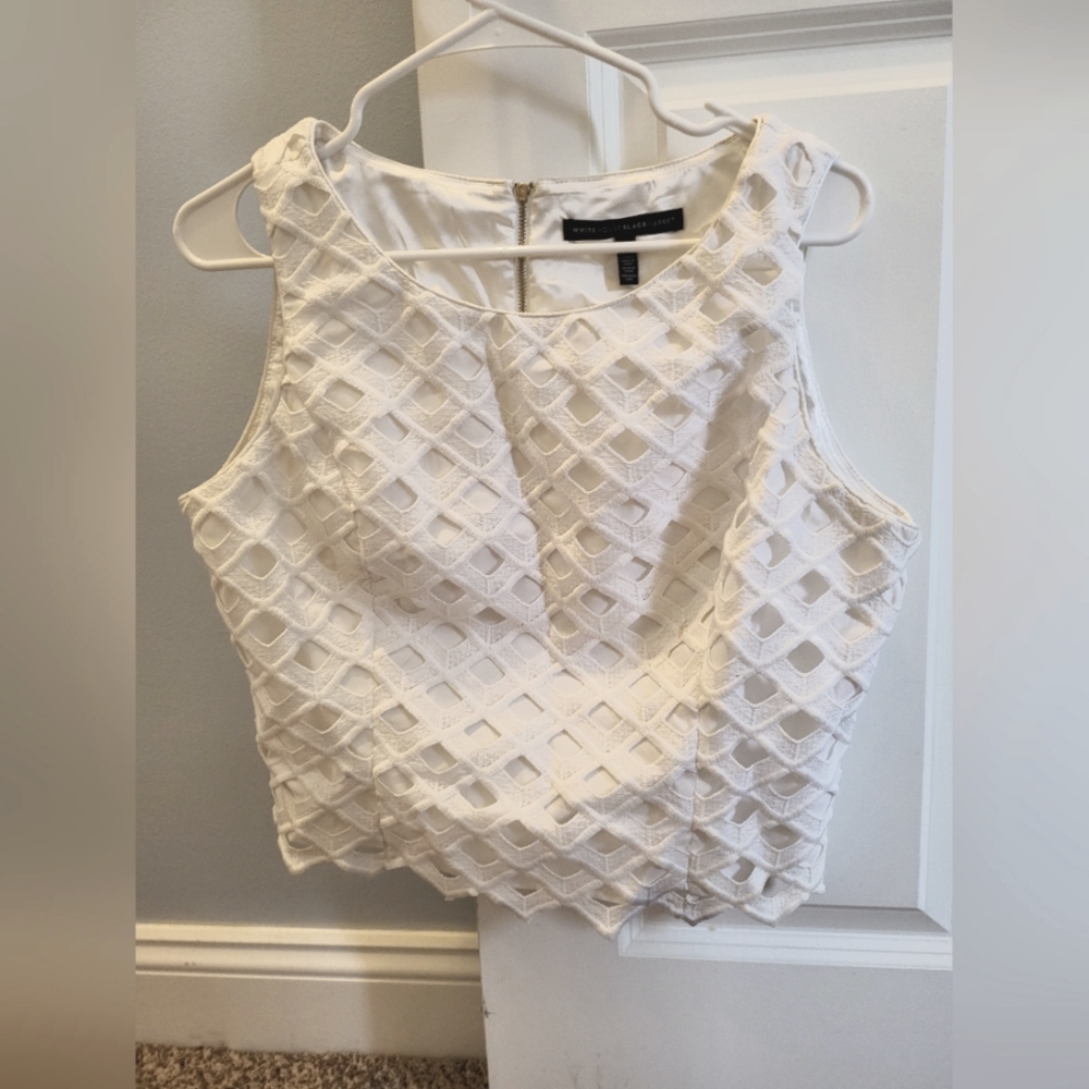 White House Black Market White size 14 Top